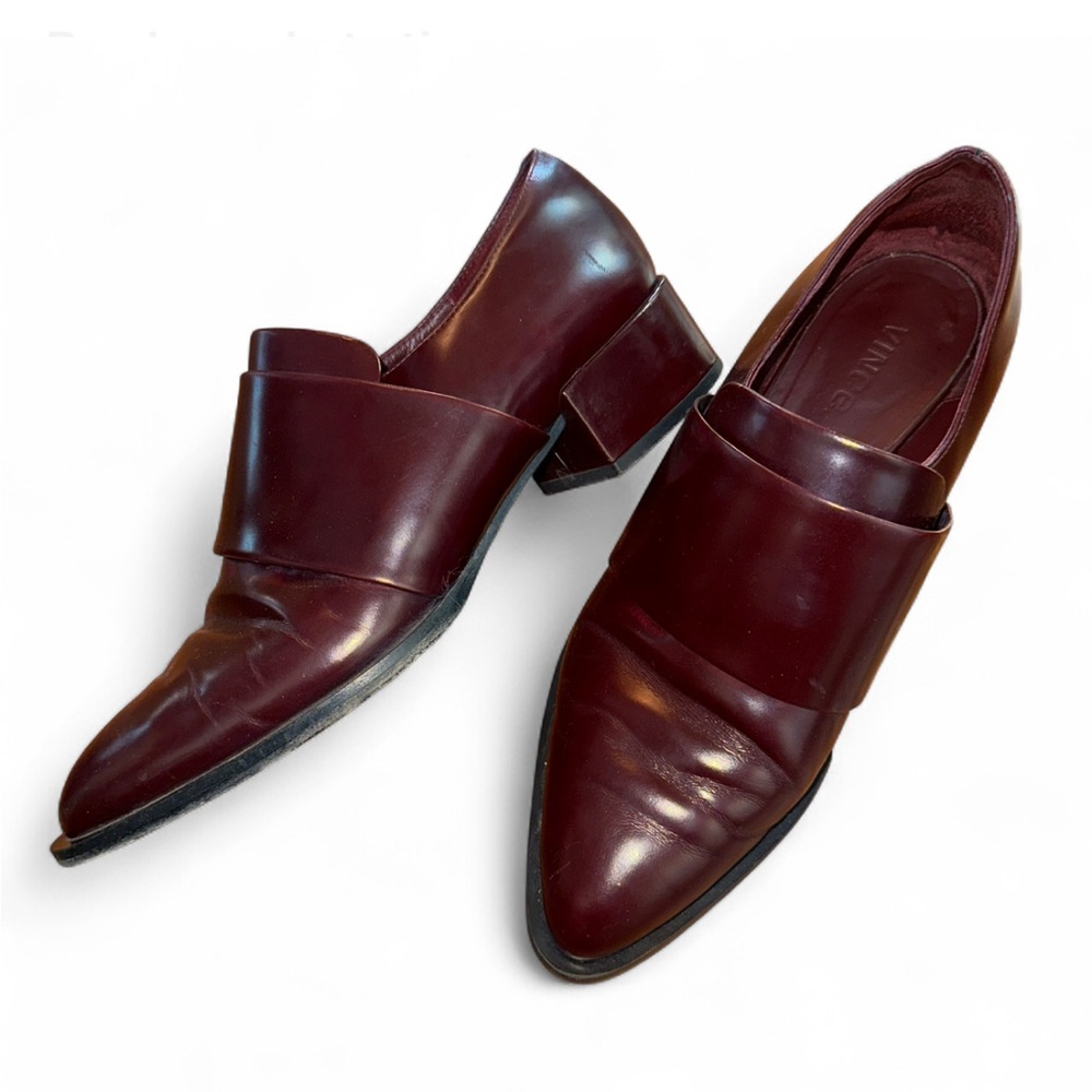 Elegant Burgundy Vince. Size 41 Red Maroon Leather Pointed Toe Shoes